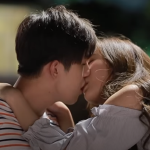 อยากรู้ว่าคิดอะไรก็จูบดู